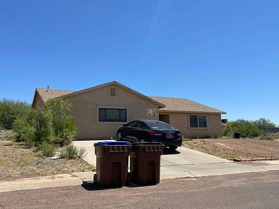 3rd image of 518 W Hartford Rd