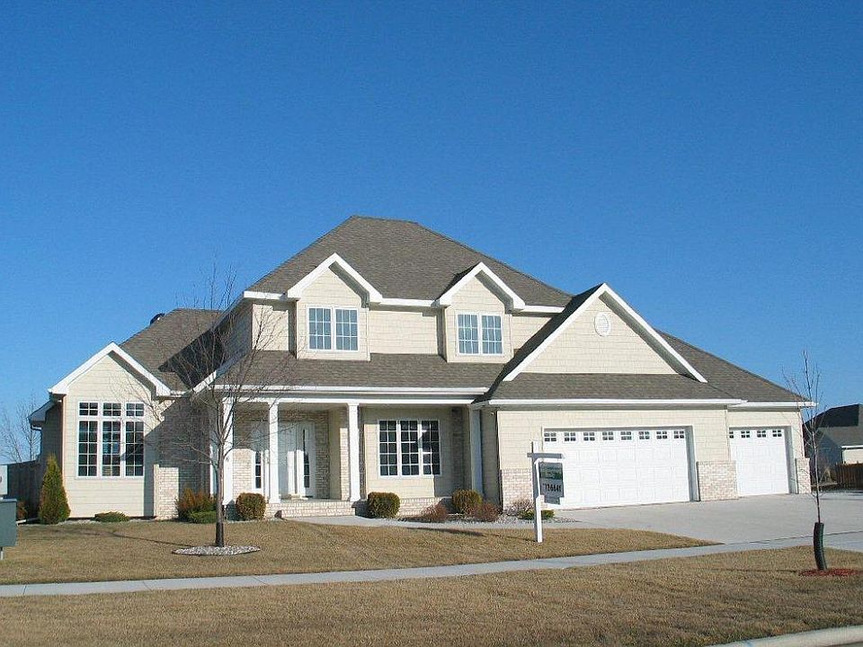 1st image of 5800 Pinehurst Dr
