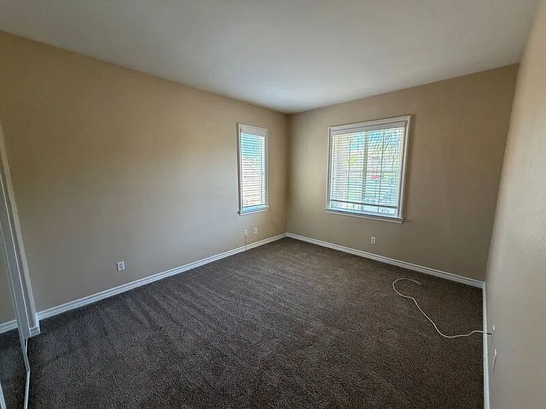 46263 Drymen Ave — Photo 12