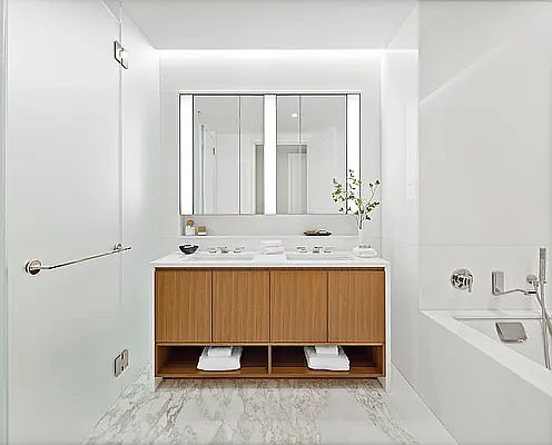 5th image of 1289 Lexington Ave APT 11A