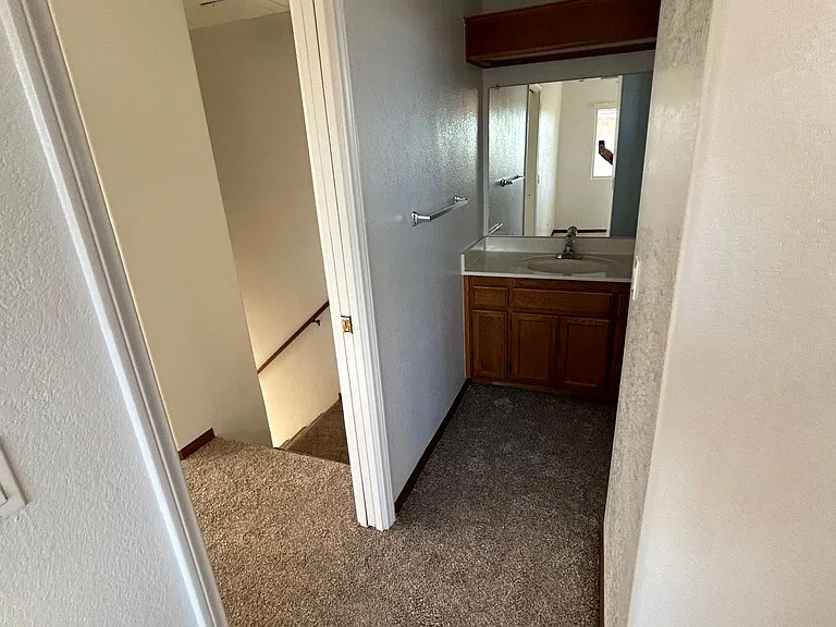 1265 Persimmon Ave #C — Photo 12