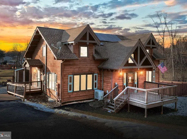 25 Bunker Ln, Etters, PA 17319