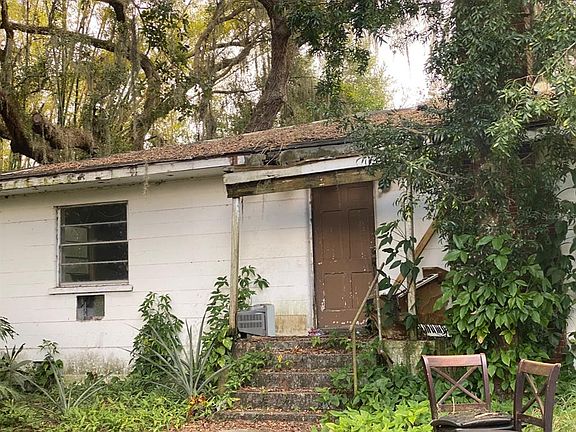 5th image of 725 Hickory Hammock Rd