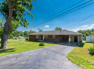 212 Davis Mill Rd, Parsons, TN 38363