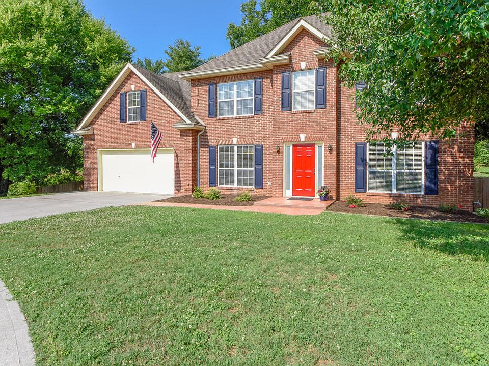 1st image of 319 Danielle Ct