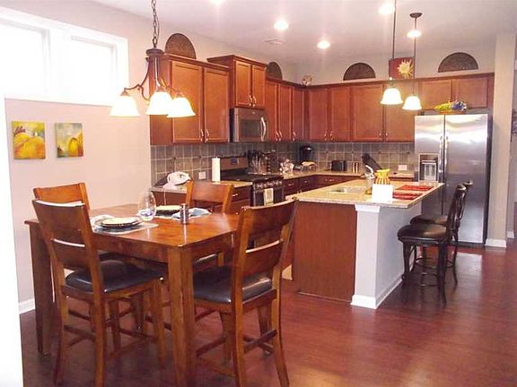 3rd image of 4533 W Village Ct SE