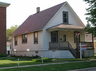 1277 Brown St, Des Plaines, IL 60016