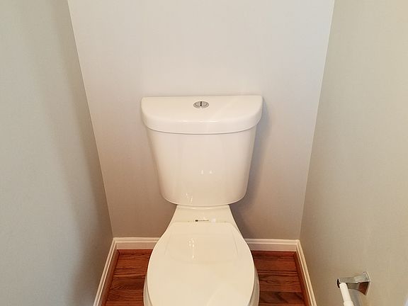 3rd image of 5110 Frankies Ct