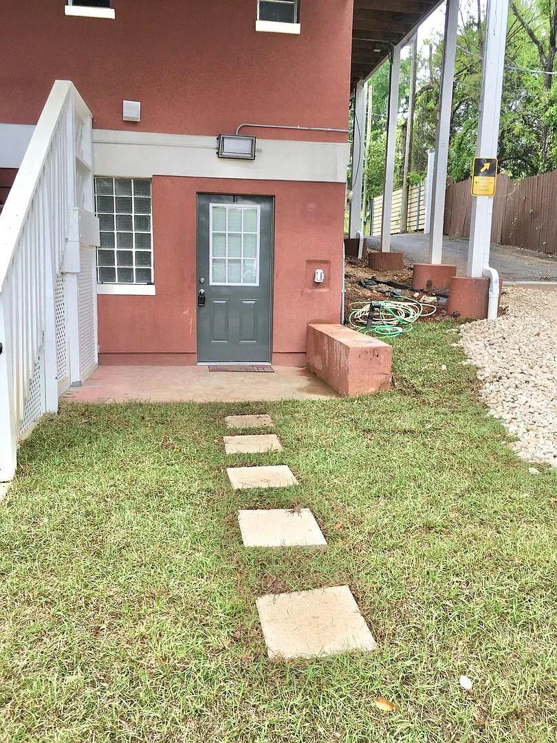 1617 S Adams Street — Photo 1