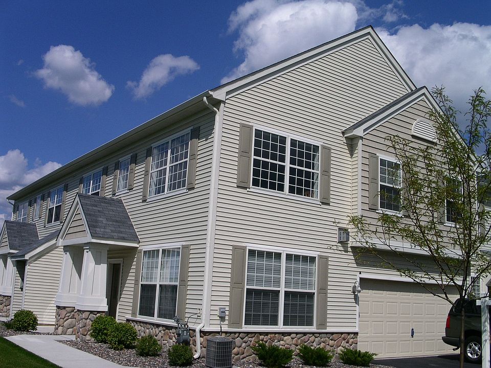 You'll Enjoy living at Club West!