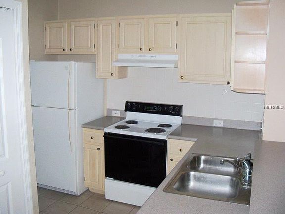 3rd image of 2740 Maitland Crossing Way Unit 205