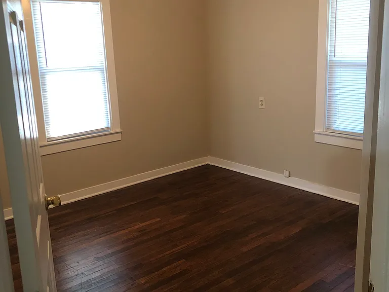 236 Bowie St — Photo 8