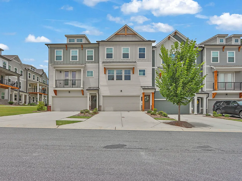 Mount Blue Ave