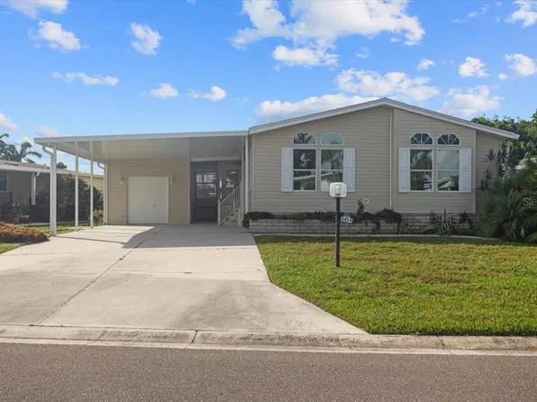 8434 Imperial Cir, Palmetto, FL 34221