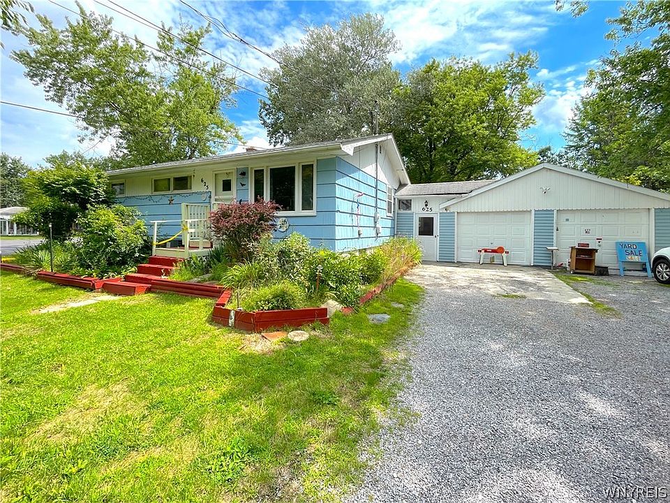 1st image of 625 Ayer Rd