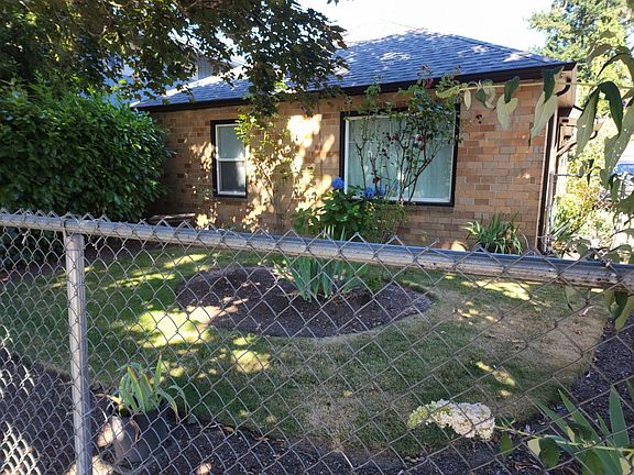 fenced front yard