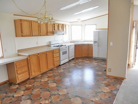 2nd image of 11239 Longview Blvd