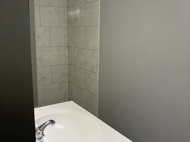 745 Glenn Carrie Rd — Photo 1