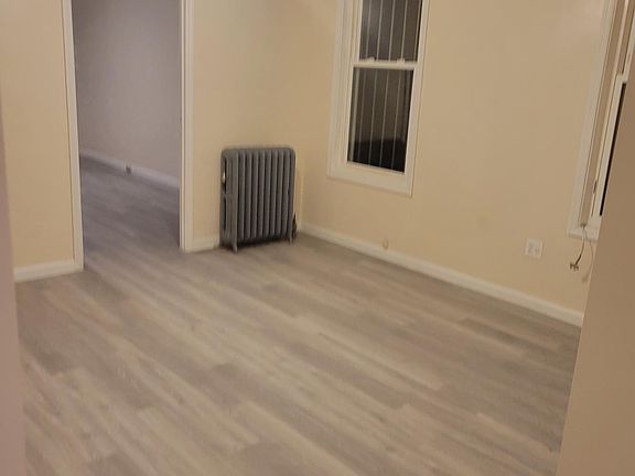 3rd image of 2763 Reservoir Ave #1F