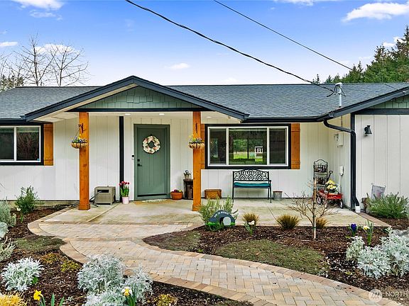 2nd image of 3220 79th Avenue NW