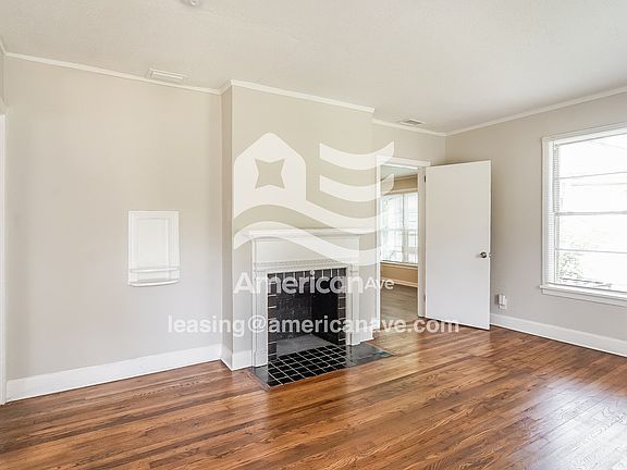 1165267_002_wm_-_living_room_12933207.jpg