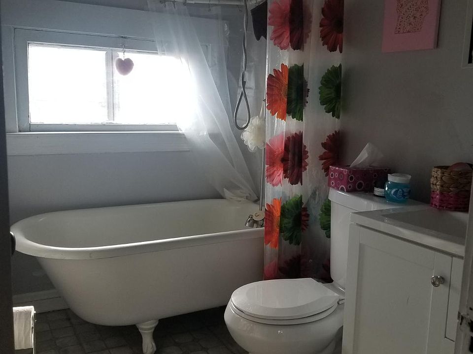 1st image of 1222 Nicholson Ave #3