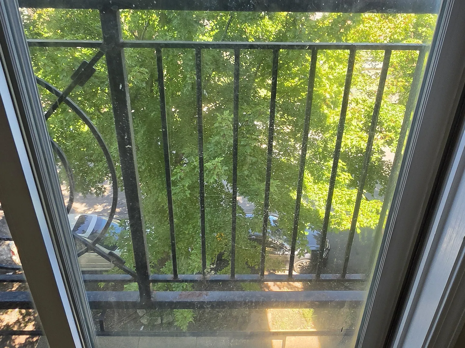 2 bed, $2,350 — Photo 4