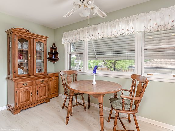 5th image of 10608 S Vicky Ln