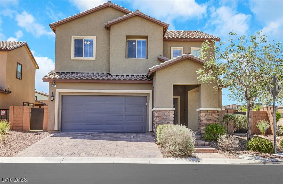 3 bed, 2.5 bath, 2019 sqft, $2,500 — Photo 1