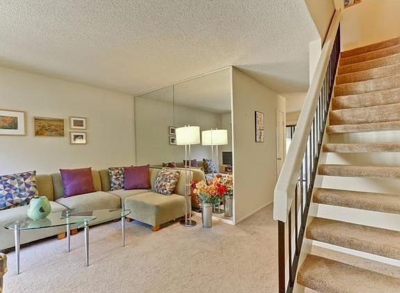 4th image of 3013 Kaiser Dr Unit A