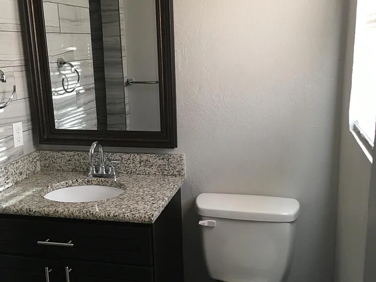 119 S Mercedes Dr — Photo 13