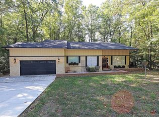 3219 Lakewood Dr, Cape Girardeau, MO 63701
