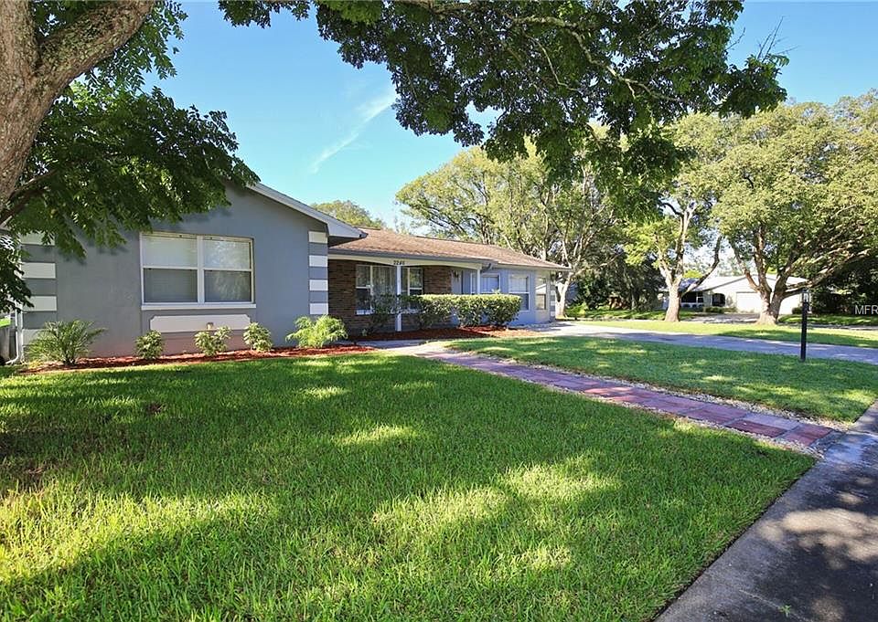1st image of 2246 King Henrys Ct