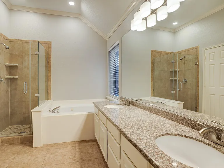 9311 Cabin Creek Dr — Photo 14
