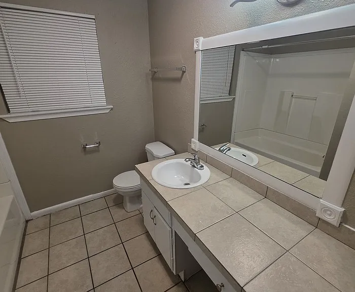 4401 Crockett Ave #A — Photo 16