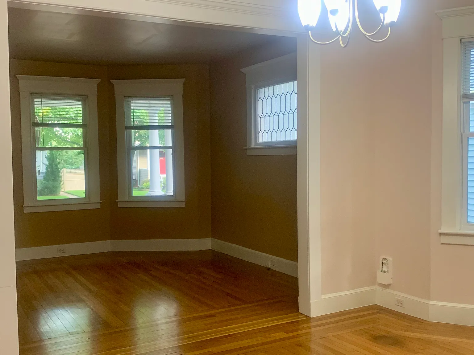 2 bed, 1260 sqft, $2,200 — Photo 3