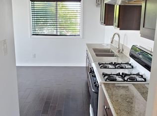 5168 W 136th St, Hawthorne, CA 90250