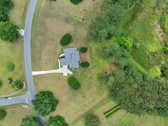 5th image of 3188 Hawks Landing Dr