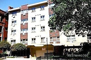 3rd image of 420 W Aldine Ave APT 306