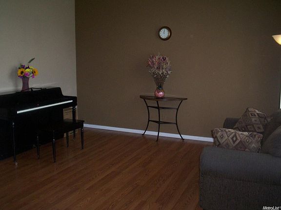 4th image of 639 Grider Dr