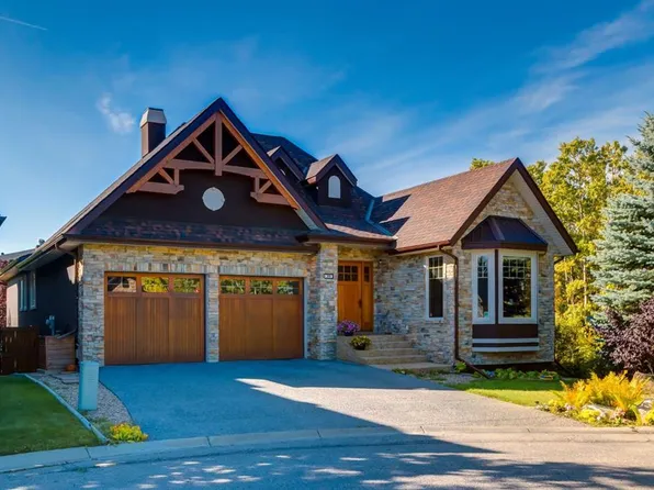 39 Aspen Meadows Heath N, Calgary, AB T3H 5Z6