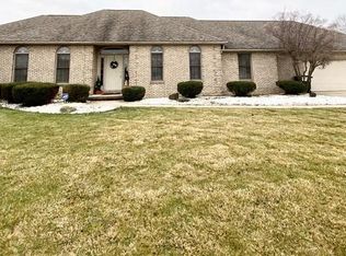 1806 Stonehedge Dr, Findlay, OH 45840