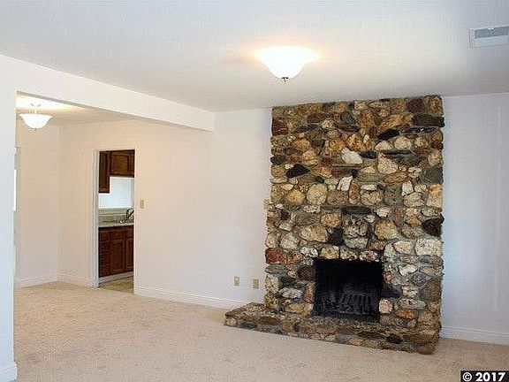 2nd image of 610 Kean Ave