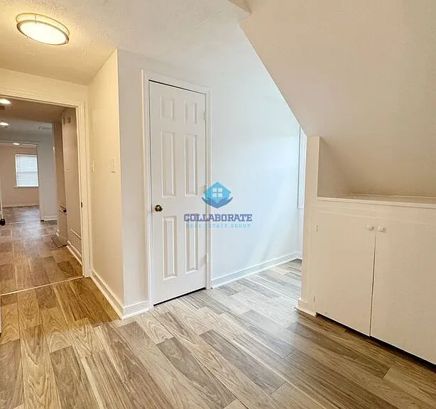 8070 Farmingdale Rd — Photo 28