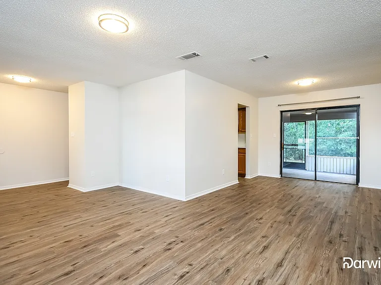 399 Eagle Cir — Photo 5