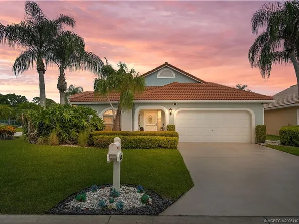 6013 SE Grand Cay Ct, Stuart, FL 34997