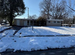 8330 Red Fir Dr, Saint Louis, MO