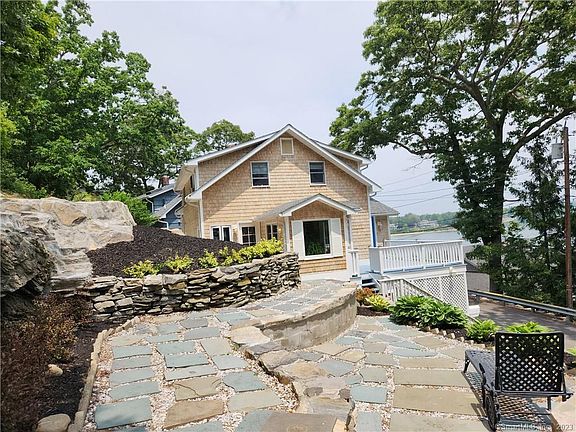 2nd image of 10 Ledge Rd