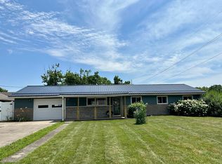 201 Sherwood Dr, Cranberry Township, PA 16066