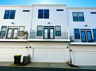 9 Millside Cir, Greenville, SC 29605